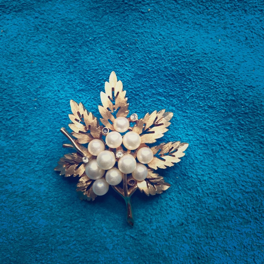 Vintage Trifari Brooch
